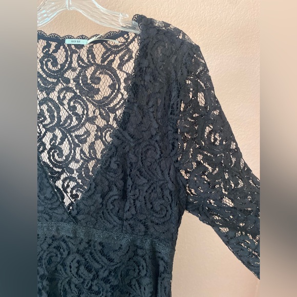 Black Lace Beauty by Kimchi Blue S10 - Picture 3 of 12